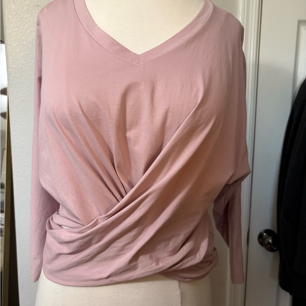 7 for All Mankind Pink Wrap 3/4 Sleeve Peruvian Pima Cotton Top. V neck. Size M